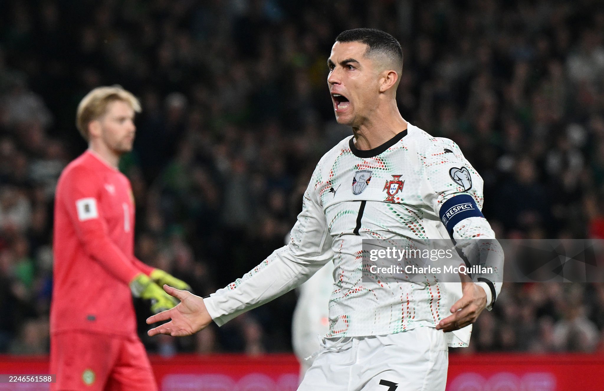 Frustrated Cristiano Ronaldo after a few misses - Ireland vs Portugal LIVE | sportzpoint.com