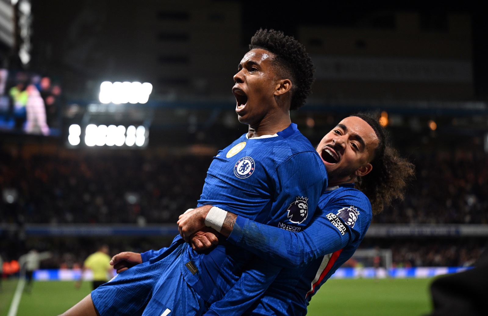 Estevao's late winner helped Chelsea beat Liverpool by 2-1 in London. | sportzpoint.com