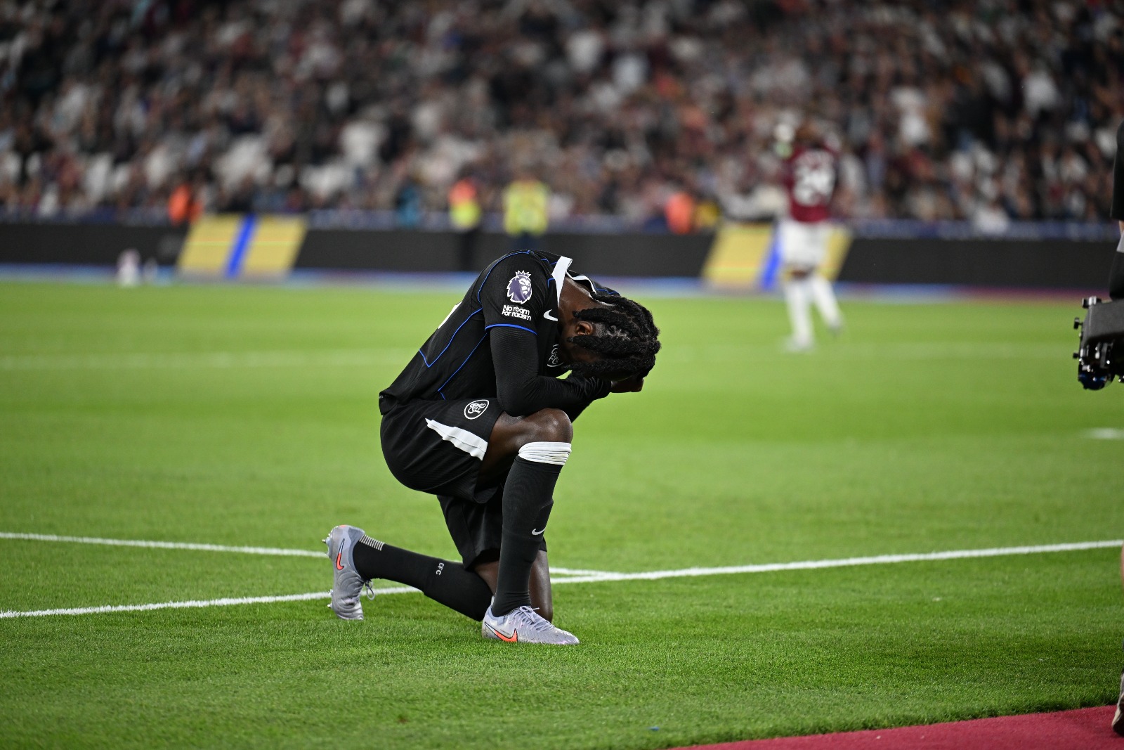 Chalobah after scoring the fifth goal for Chelsea against West Ham United. | sportzpoint.com