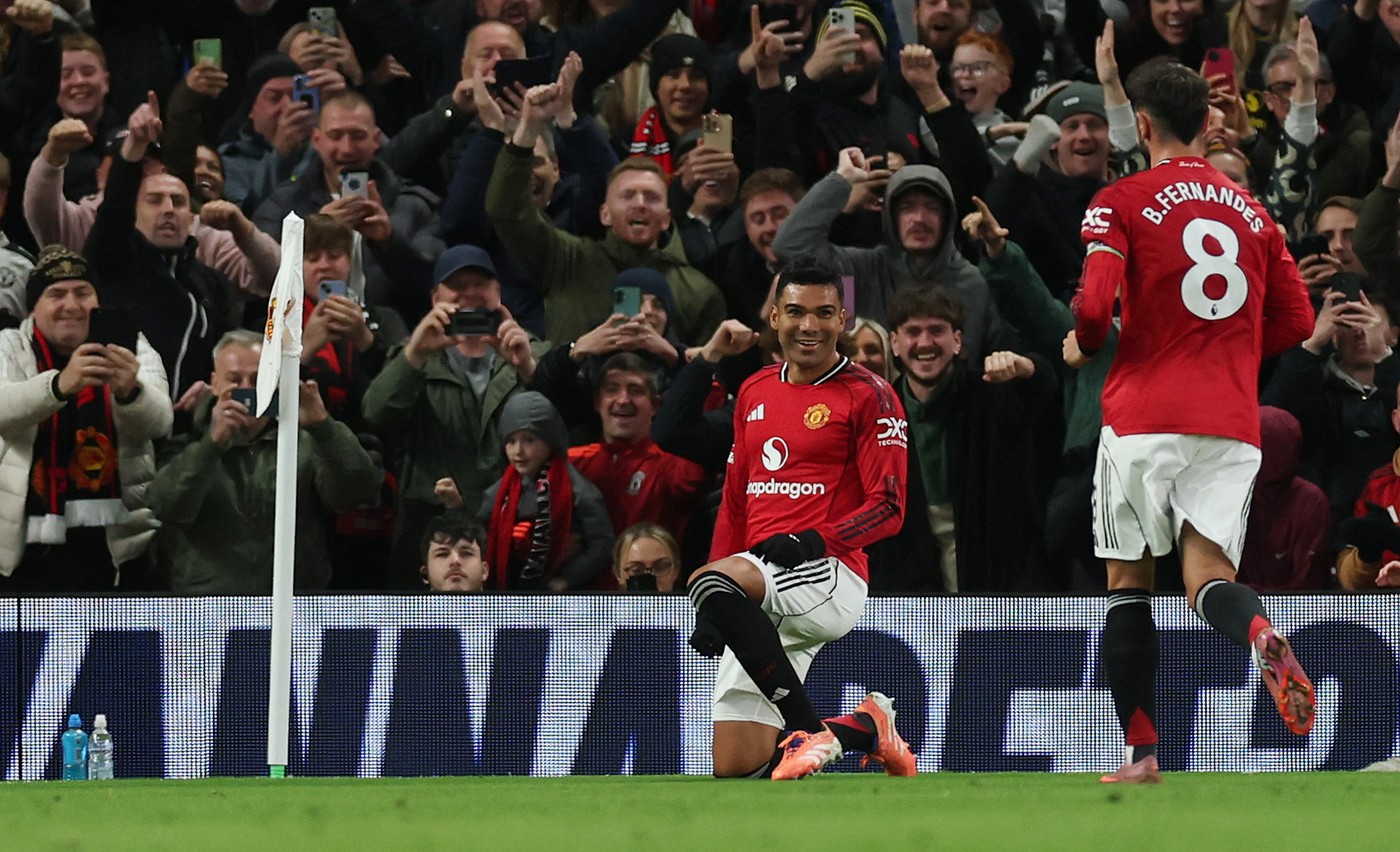 Manchester United vs Brighton, Premier League 2025-26 LIVE: Updates, scores, news and free commentary | Casemiro scores a lucky goal; MUN 2-0 BHA