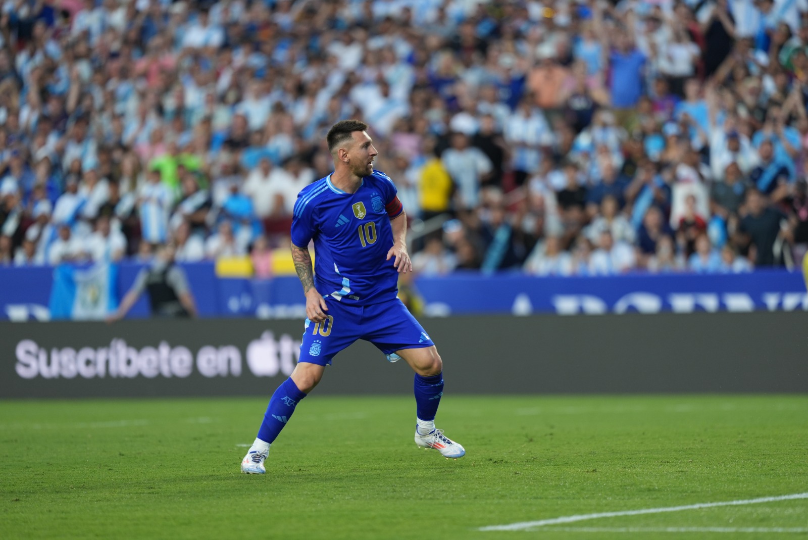 Who has scored the most non-penalty goals? | sportzpoint.com
