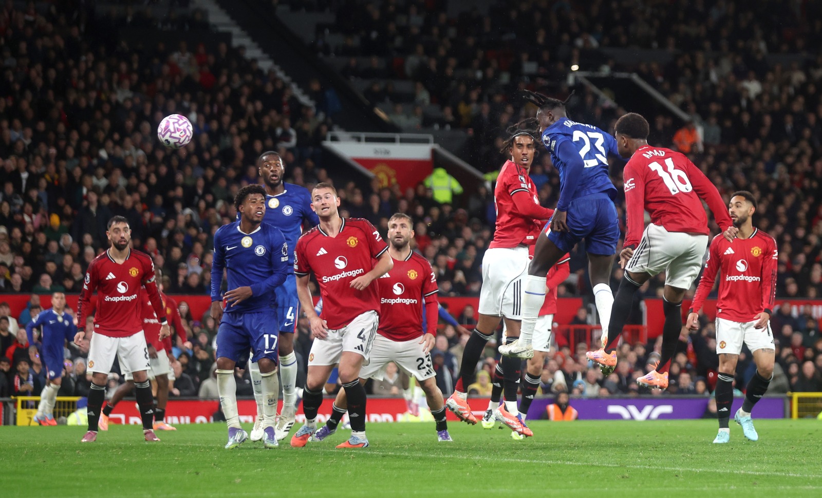Manchester United vs Chelsea FC, Premier League 2025-26 LIVE Blog: Chalobah scores; MUN 2-1 CHE