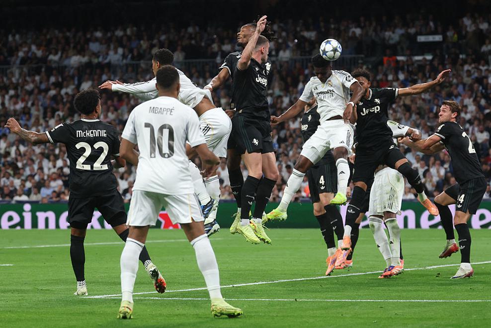 Tchouaméni caused problems with headers - Real Madrid vs Juventus FC LIVE | sportzpoint.com