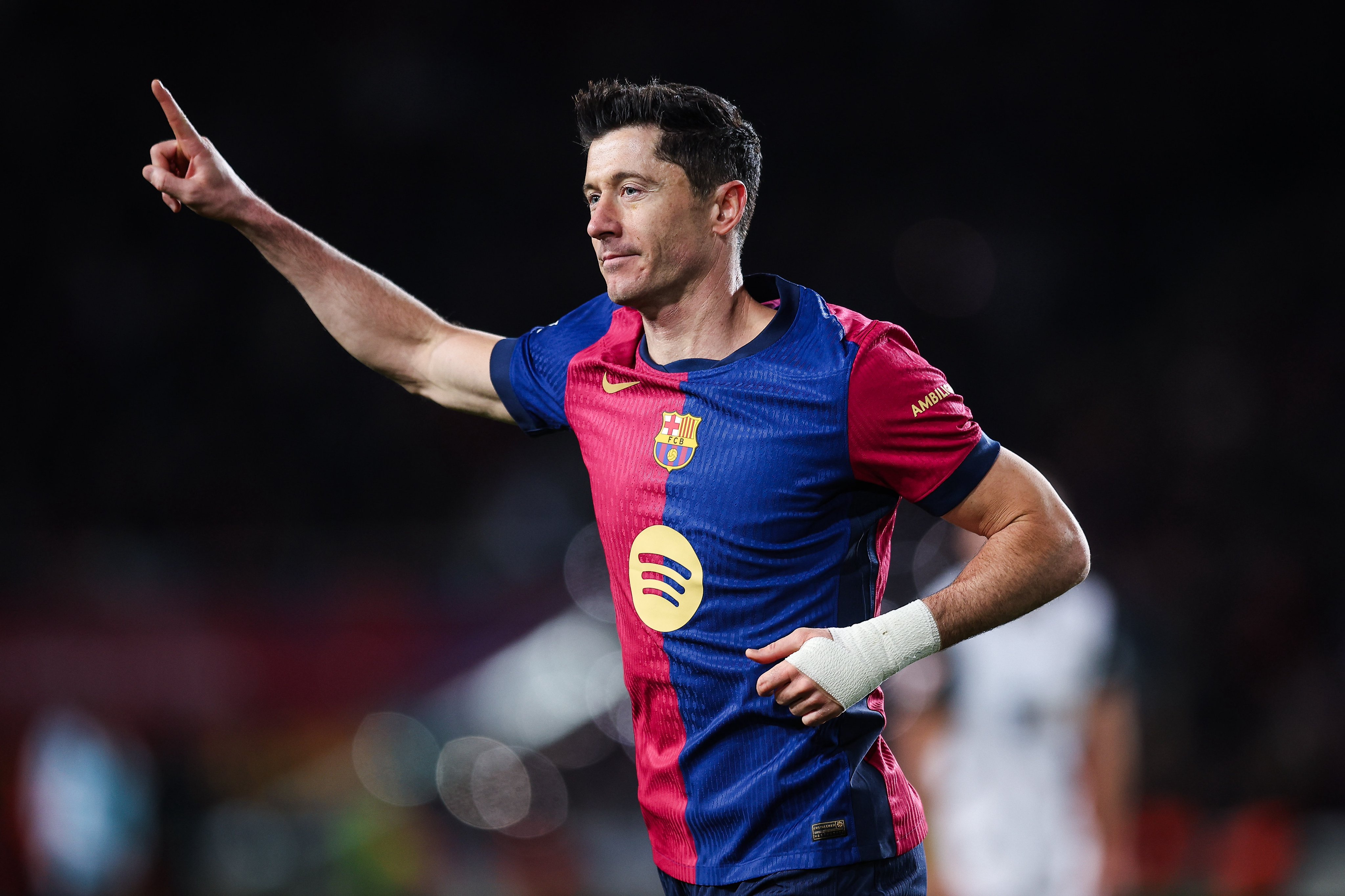 Top 12 players with most hat-tricks in football in the 21st century - Luis Suarez - 34 | sportzpoint.com