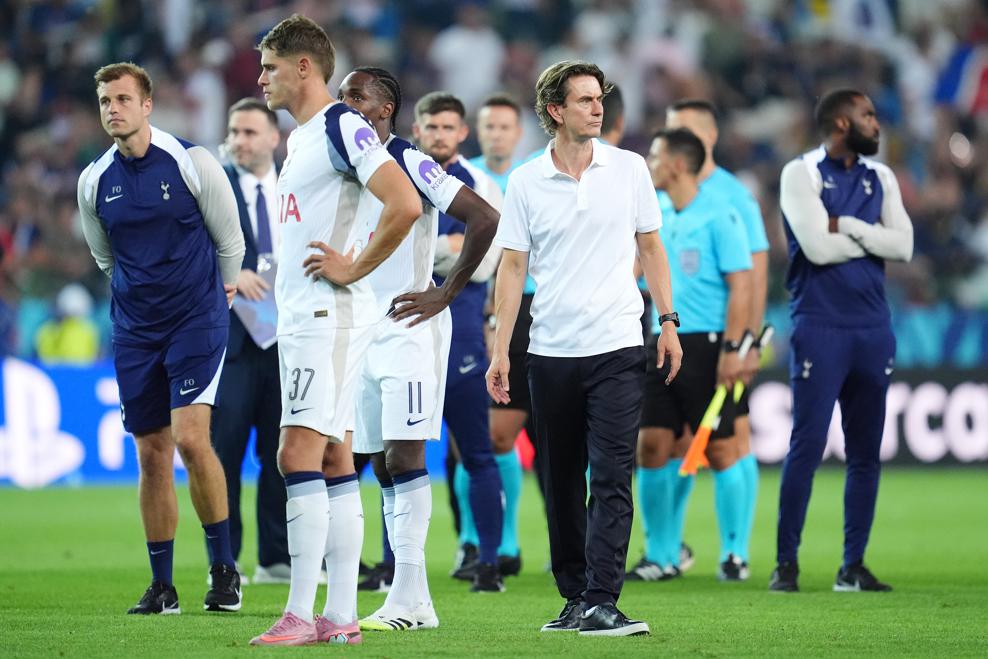 Sad Thomas Frank after the UEFA Super Cup defeat against PSG.