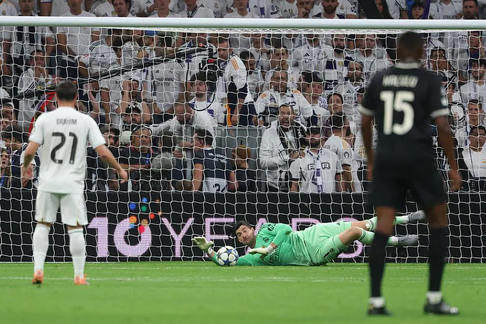 Courtois made two saves within first 20 minutes - Real Madrid vs Juventus FC LIVE | sportzpoint.com