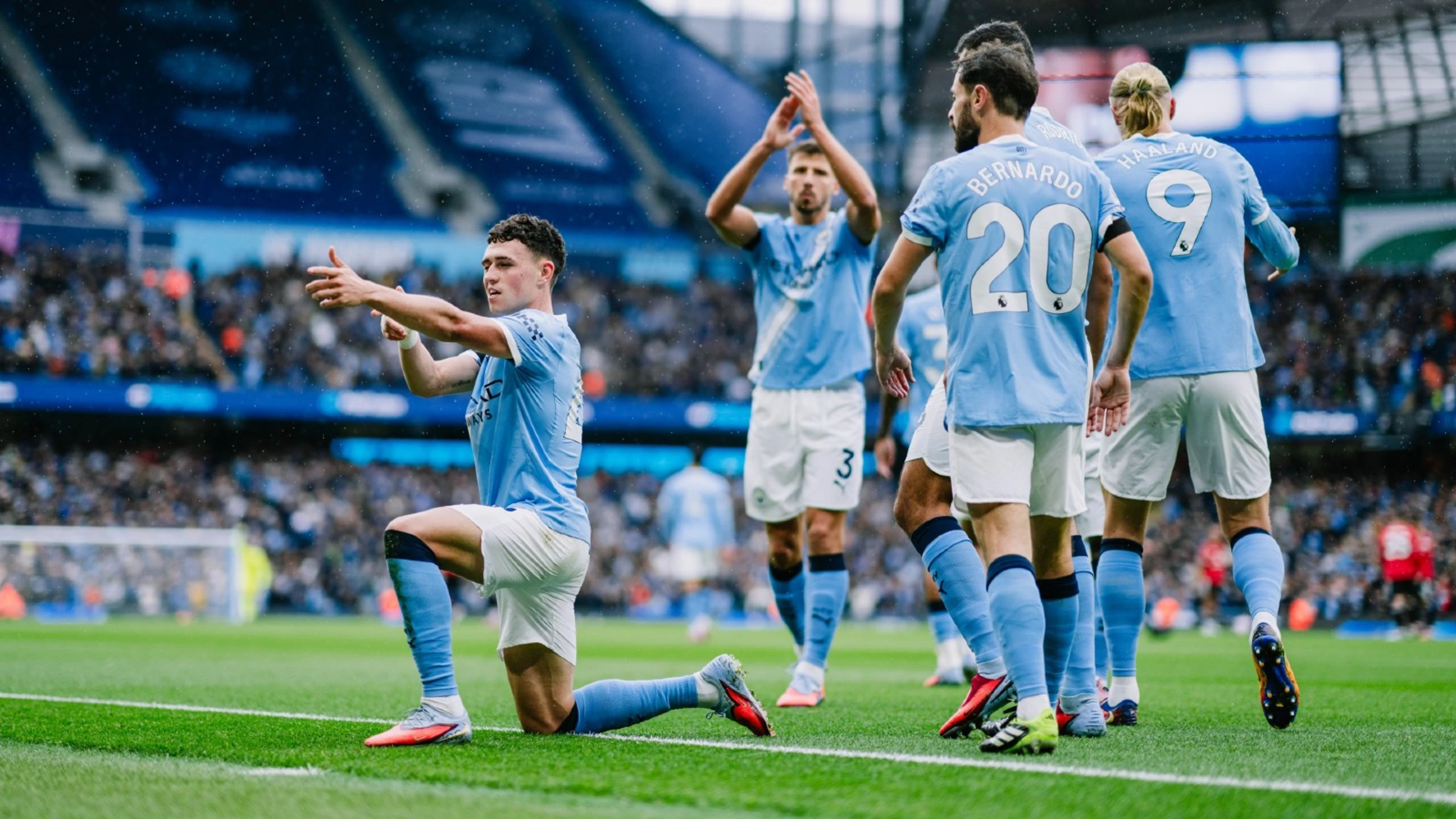 Phil Foden now has scored 7 Manchester derby goals in 7 matches.