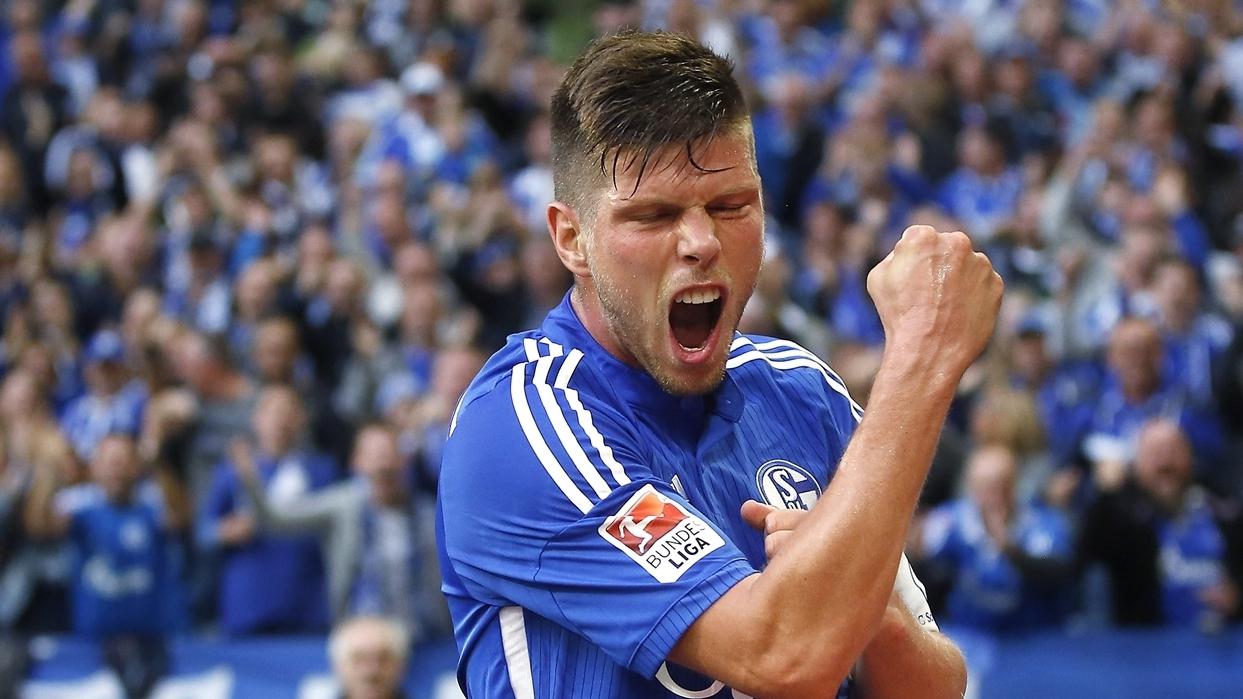 Top 12 players with most hat-tricks in football in the 21st century - Klaas-Jan Huntelaar - 18 | sportzpoint.com